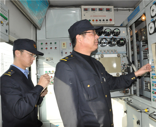 呼铁头车辆段:巡检仪让乘务员执行标准&ldquo;不走样&rdquo;